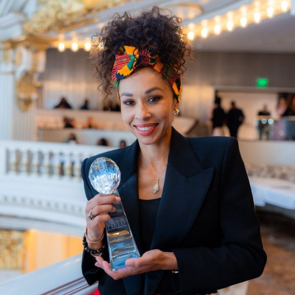 Omenaa Mensah z międzynarodowym tytułem Global Woman of Impac